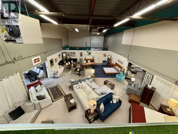 Coquitlam, BC V3B5E2,1100 LANSDOWNE DR #D,E,F