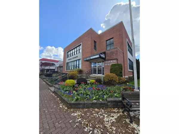 Langley, BC V3A4B4,20408 DOUGLAS CRES #106