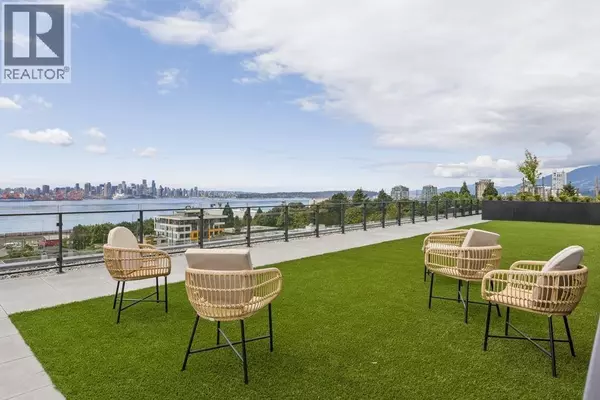 North Vancouver, BC V7L0K1,422 East 3RD ST #253