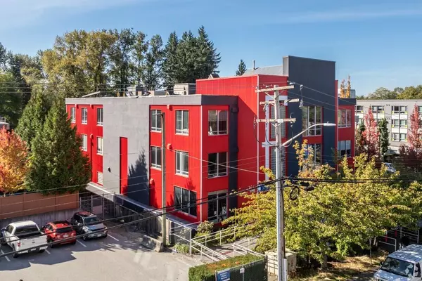 13710 94A AVE #114, Surrey, BC V3V1N1