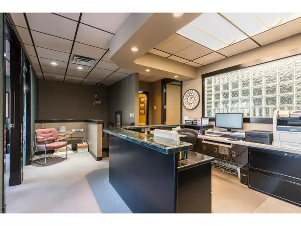 Surrey, BC V4N1B4,8484 162ND ST #110