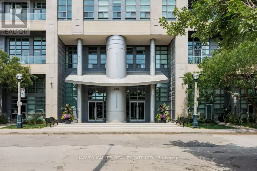 380 MacPherson AVE #441, Toronto (casa Loma), ON M4V3E3