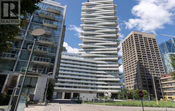 15 Queens Quay East #3305, Toronto (waterfront Communities), ON M5E0C5