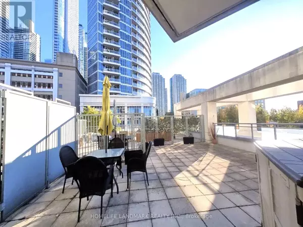 228 Queens Quay West #206, Toronto (waterfront Communities), ON M5J2X1