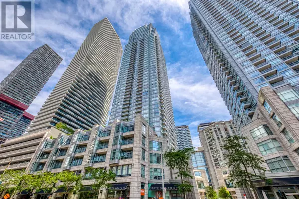 Toronto (mount Pleasant West), ON M4S3H8,2191 Yonge ST #1708