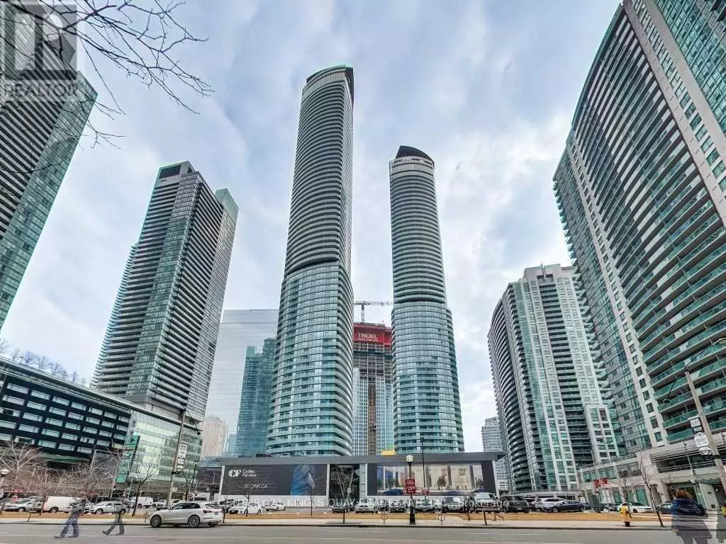 Toronto (waterfront Communities), ON M5J0A9,12 York ST #808