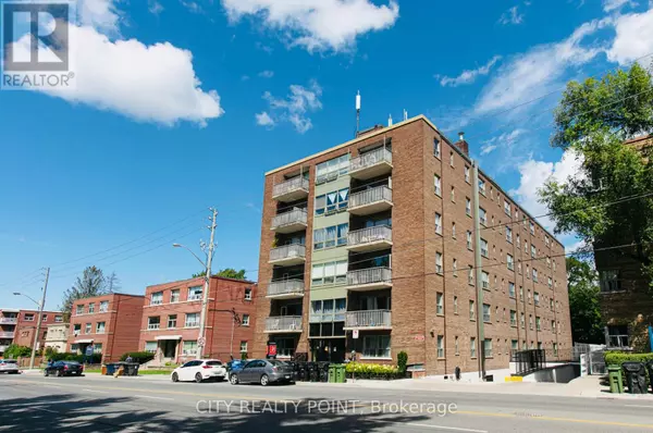 Toronto (leaside), ON M4G2Z9,1291 Bayview AVE North #405