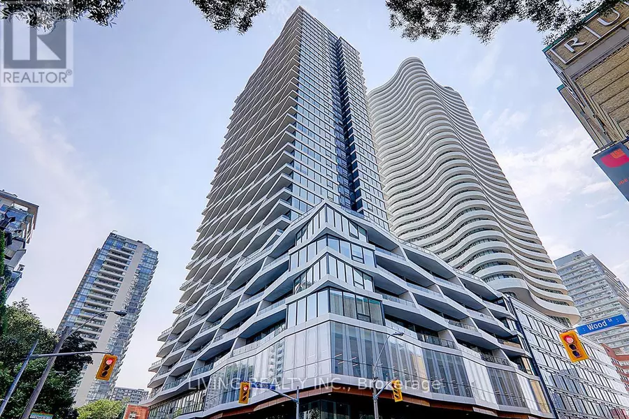 85 Wood ST #4211, Toronto (waterfront Communities), ON M4Y0E8