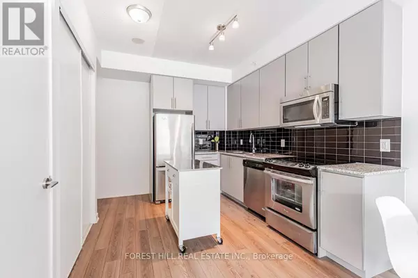 Toronto (yonge-eglinton), ON M5P1H1,60 Berwick AVE #501