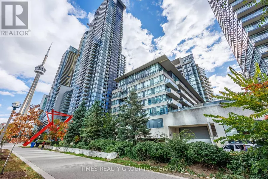 8 Telegram Mews #622, Toronto (waterfront Communities), ON M5V3Z5