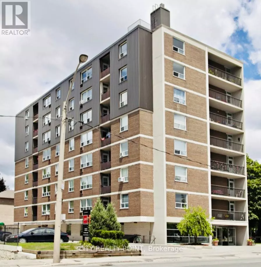 Toronto (mount Pleasant East), ON M4P1M4,490 Eglinton ST East #506