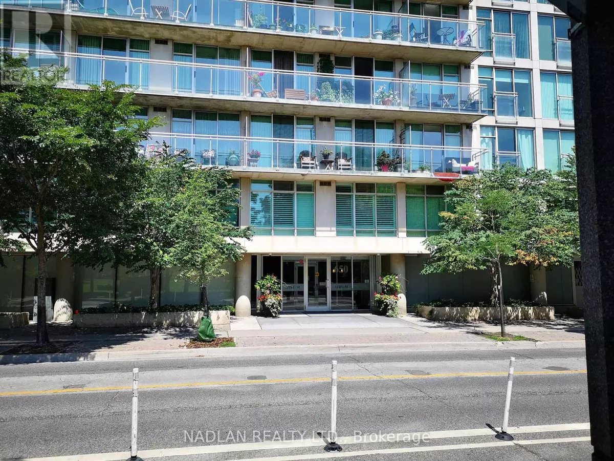 Toronto (niagara), ON M5V3N2,650 Queens Quay West #305