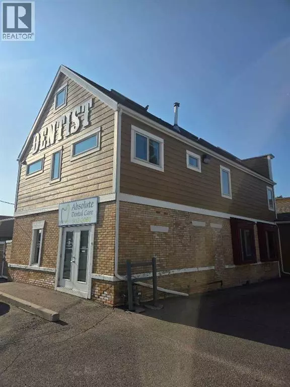 Upper Back, 508 1 Street W, Cochrane, AB T4C1B1