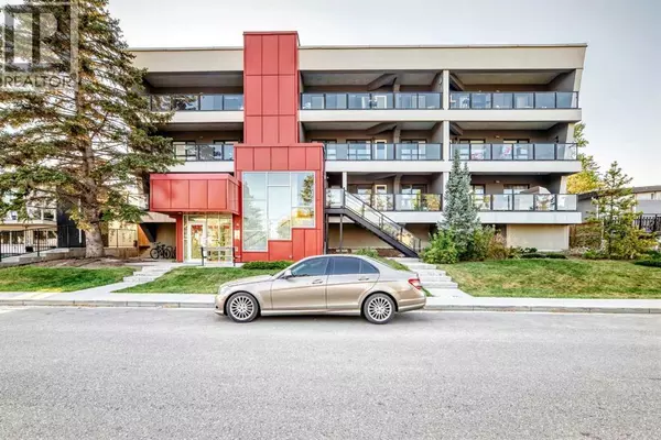 Calgary, AB T3C1T8,102, 1629 38 Street SW