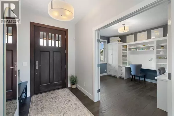 Airdrie, AB T4B2N9,158 Canoe Crescent SW