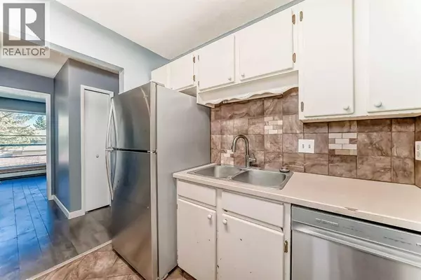 Calgary, AB T2X1K1,324, 860 Midridge Drive SE
