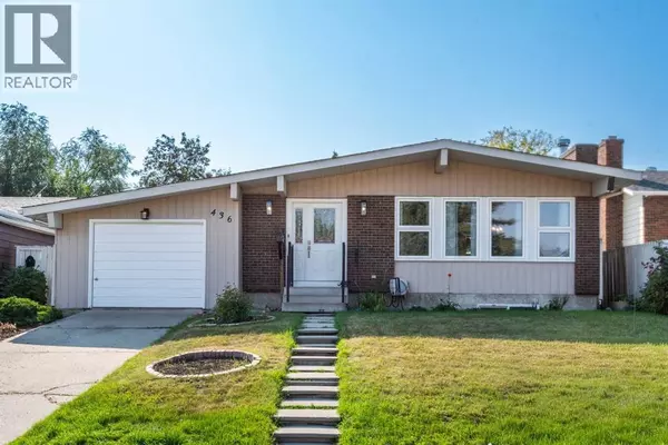 436 Queensland Circle SE, Calgary, AB T2J4P8