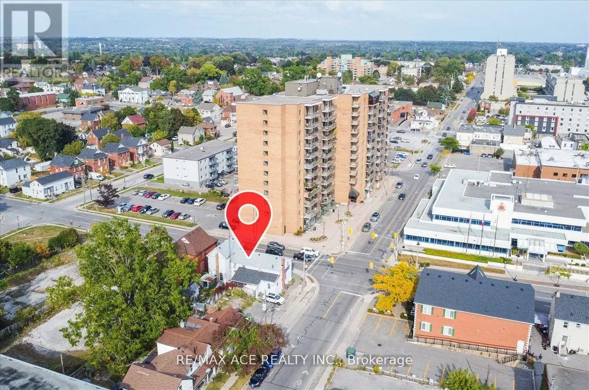 Oshawa (o'neill), ON L1G4B8,102-104 CENTRE STREET N