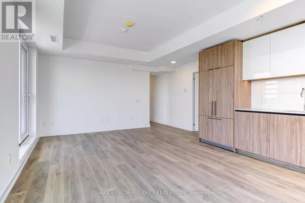 Toronto (south Riverdale), ON M4M0E4,150 Logan AVE #627