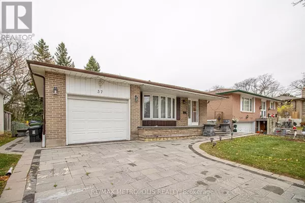 Toronto (woburn), ON M1H2L2,37 Albacore CRES #BSMT