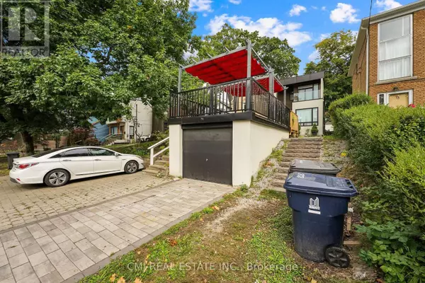 Toronto (the Beaches), ON M4L3S4,75 KENILWORTH AVENUE