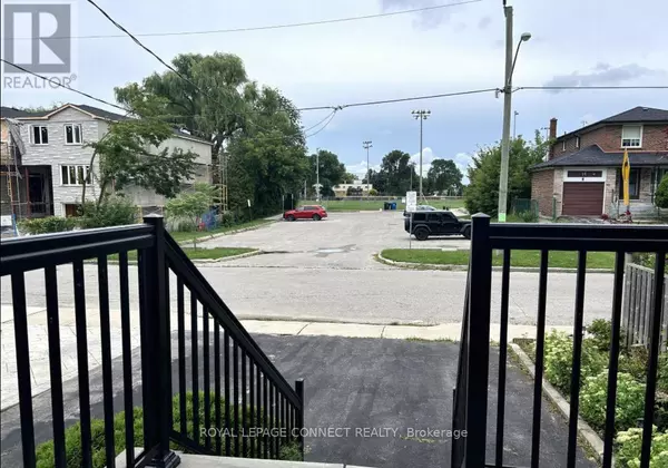 Toronto (birchcliffe-cliffside), ON M1N2L3,14 MALTA STREET