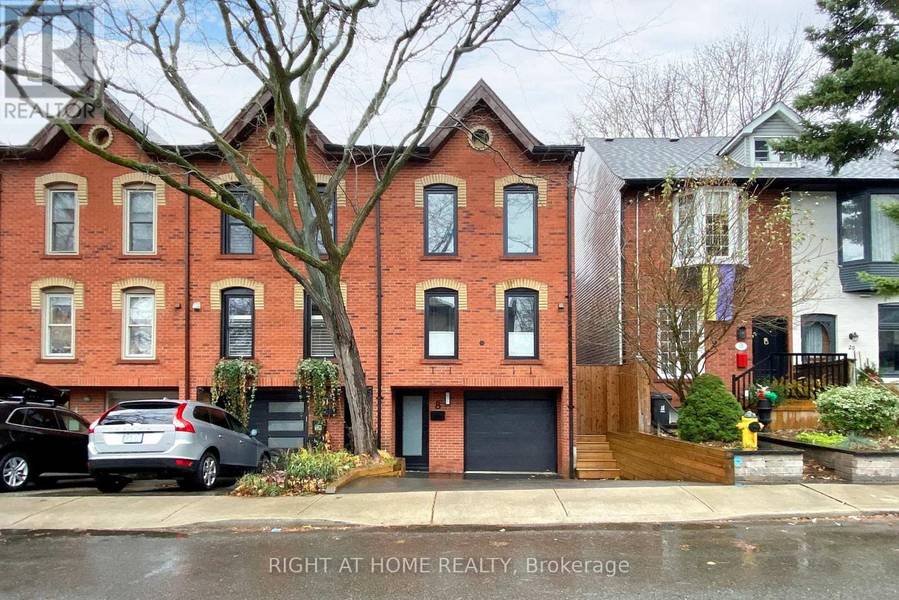 8 WEST AVENUE W, Toronto (south Riverdale), ON M4M2L8