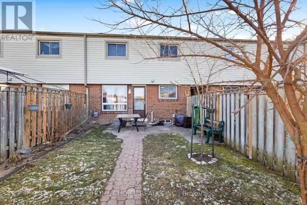 120 Nonquon RD West #38, Oshawa (centennial), ON L1G7E6