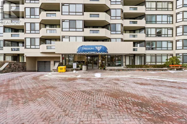 Toronto (steeles), ON M1W3X9,225 BAMBURGH CIR #1511