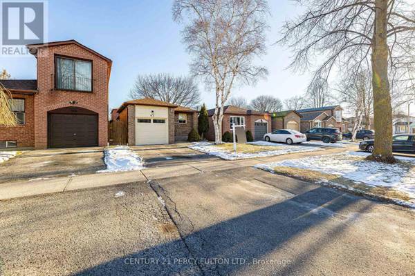 93 DELANEY DRIVE, Ajax (central West), ON L1T2M1