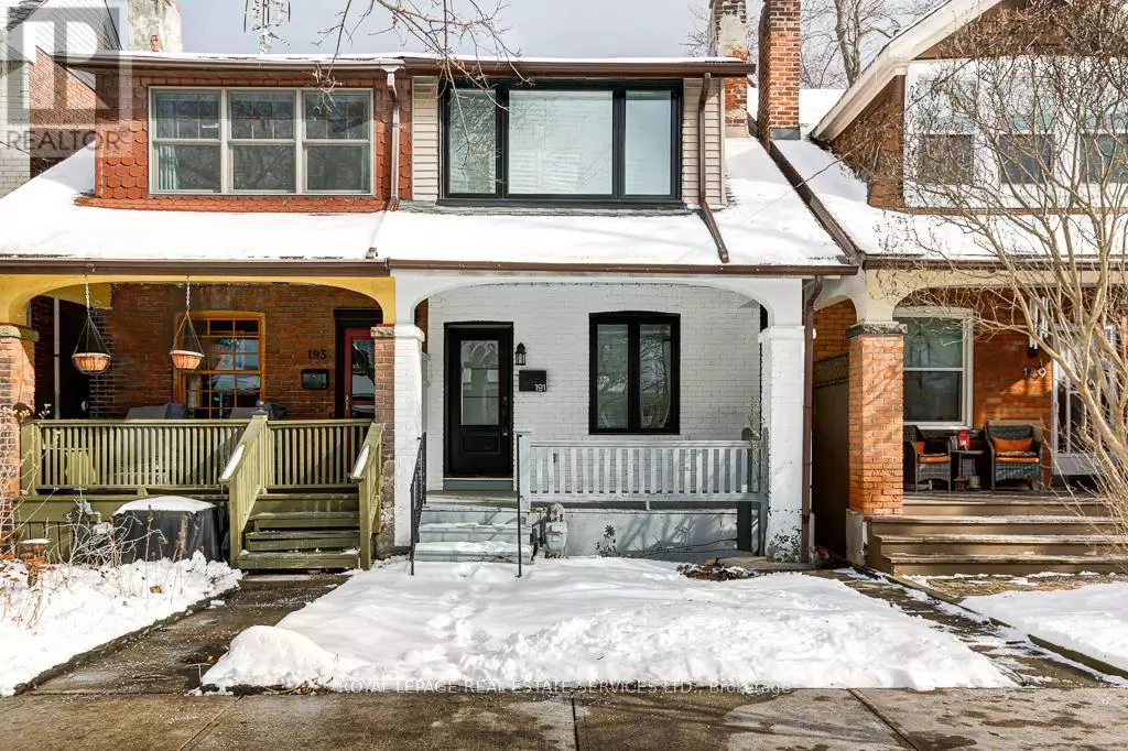 Toronto (greenwood-coxwell), ON M4J4V5,191 PARKMOUNT ROAD