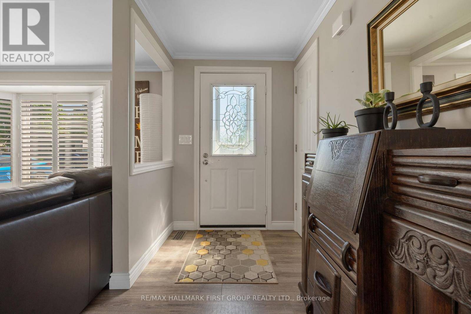 Clarington (newcastle), ON L1B1B9,8 KAWARTHA ROAD