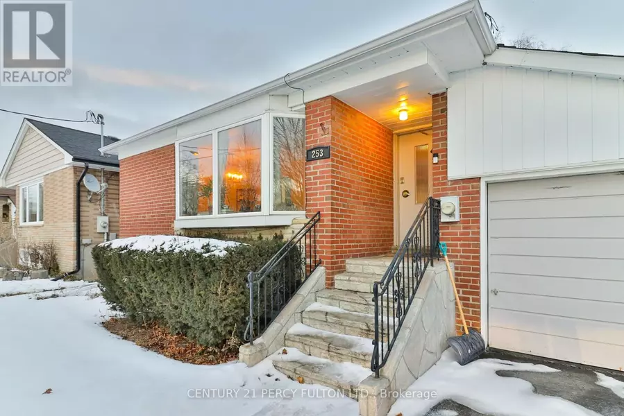 253 CHINE DRIVE, Toronto (cliffcrest), ON M1M2L6