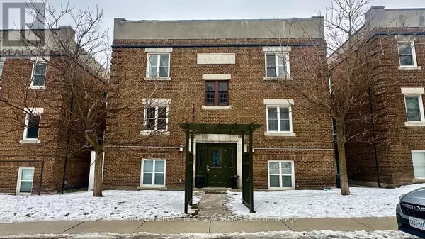 98 Leuty AVE #C4, Toronto (the Beaches), ON M4E2R4