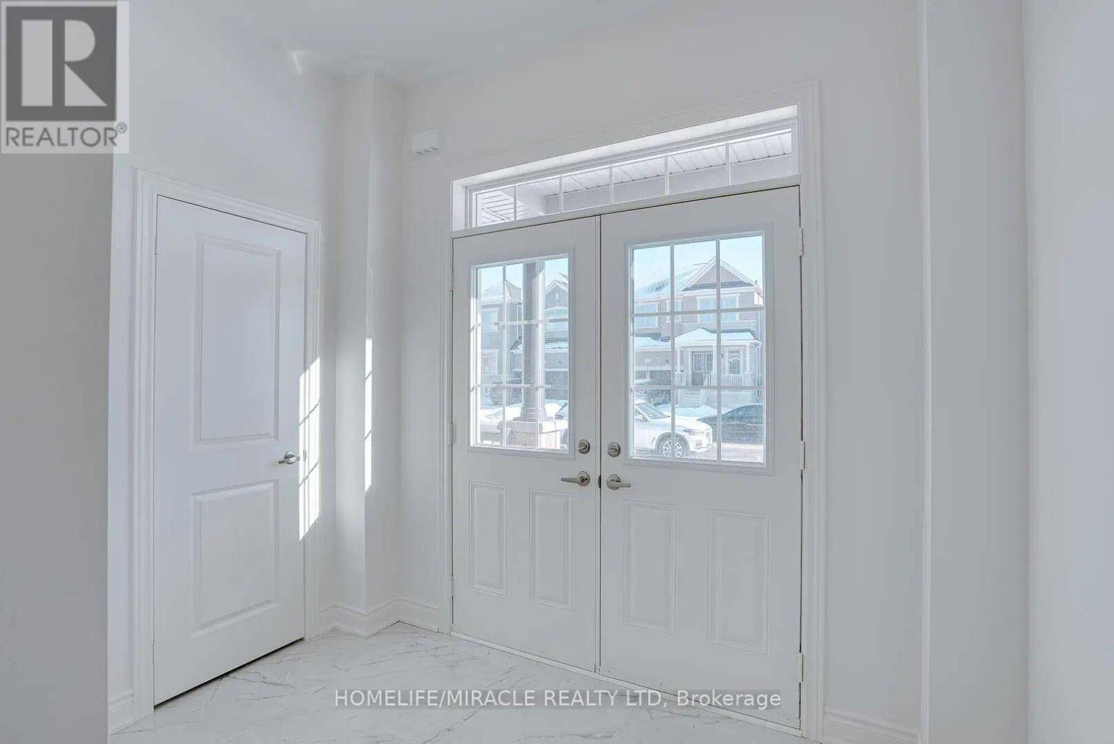 Oshawa (kedron), ON L1L0W7,2172 CAYENNE STREET