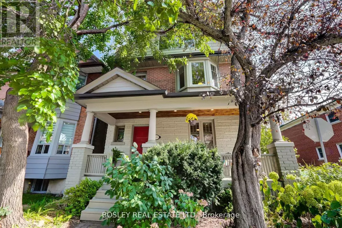 Toronto (the Beaches), ON M4L3P5,335 WOODBINE AVENUE