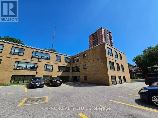 Toronto (danforth Village-east York), ON M4K2E7,20 Cosburn AVE #103