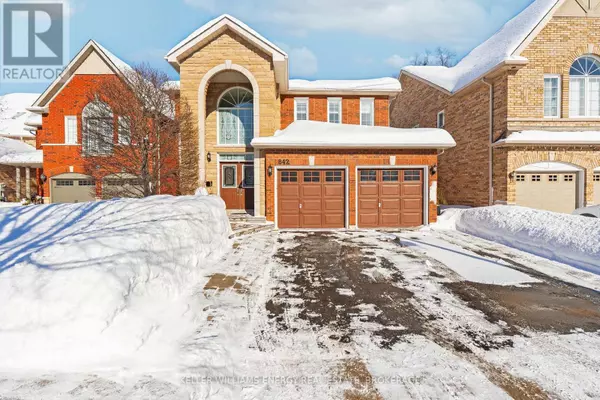 842 DARWIN DRIVE, Pickering (dunbarton), ON L1X2V6