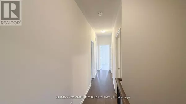 Oshawa (taunton), ON L1L0T5,1135 Plymouth DR #Rooms