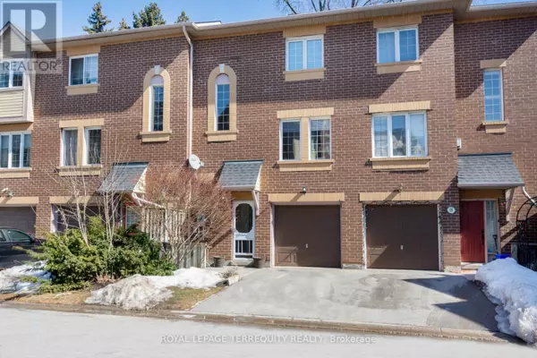 Pickering (town Centre), ON L1V6Z8,1735 Walnut LN #20