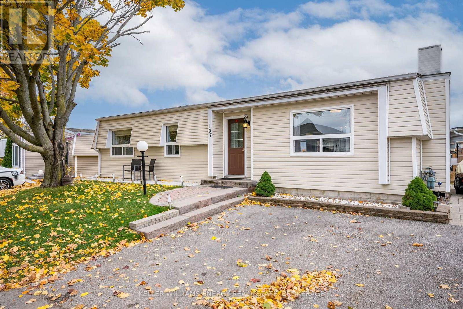 Clarington (newcastle), ON L1B1B9,137 WILMOT TRAIL