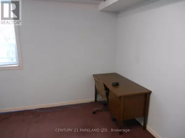 Toronto (east End-danforth), ON M4C1K4,2179 Danforth AVE #211