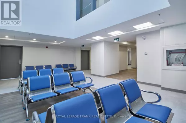 Clarington (newcastle), ON L1B1H3,109 King AVE #201