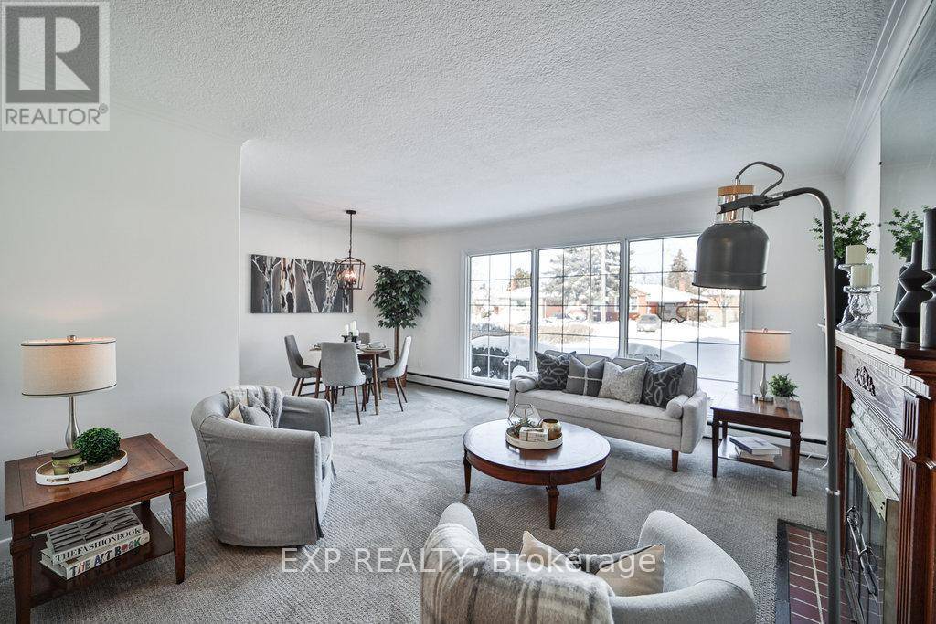 Toronto (bendale), ON M1J1T8,56 GAGE AVENUE