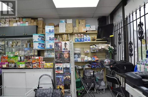 Toronto (agincourt South-malvern West), ON M1T3T8,2347 Kennedy RD #108