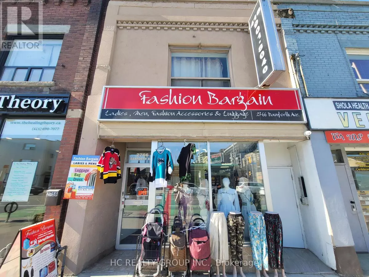 Toronto (danforth), ON M4C1L7,2766 DANFORTH AVENUE