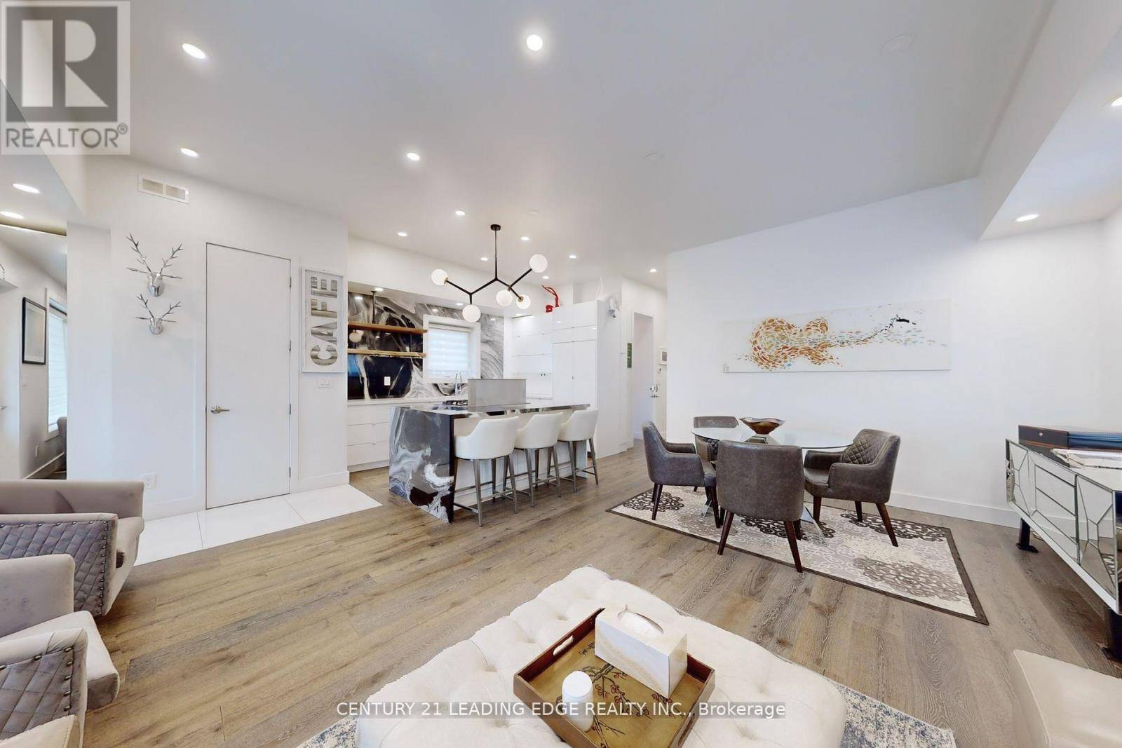 Toronto (wexford-maryvale), ON M1R4W1,138 Budea CRES #Main