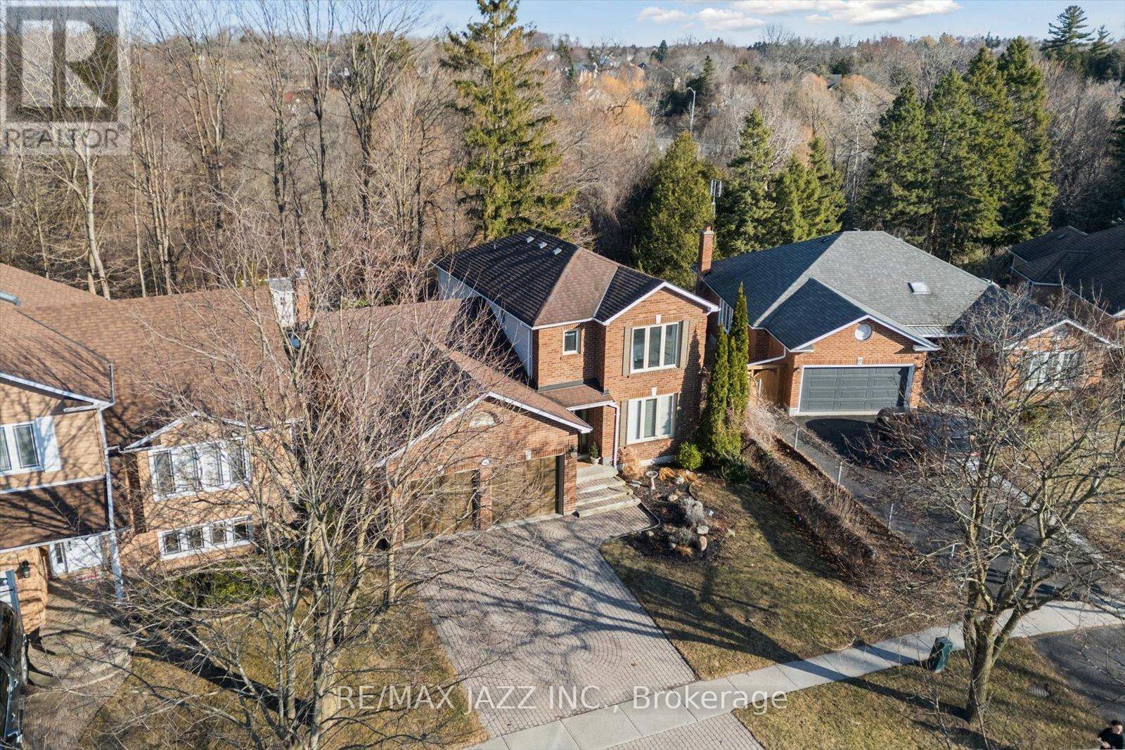 19 VALLEYCREST DRIVE, Clarington (courtice), ON L1E1J2