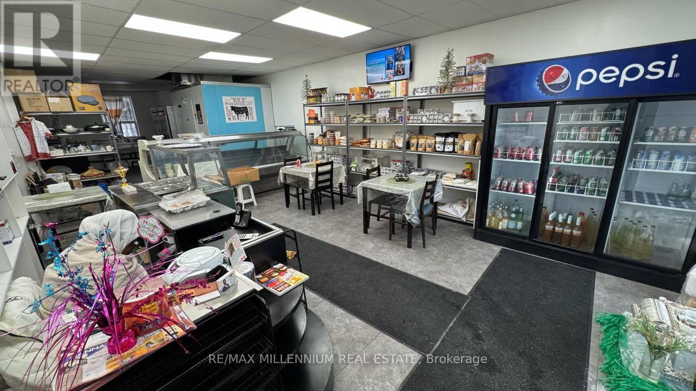 Toronto (clairlea-birchmount), ON M1L3G7,451 PHARMACY AVE AVENUE
