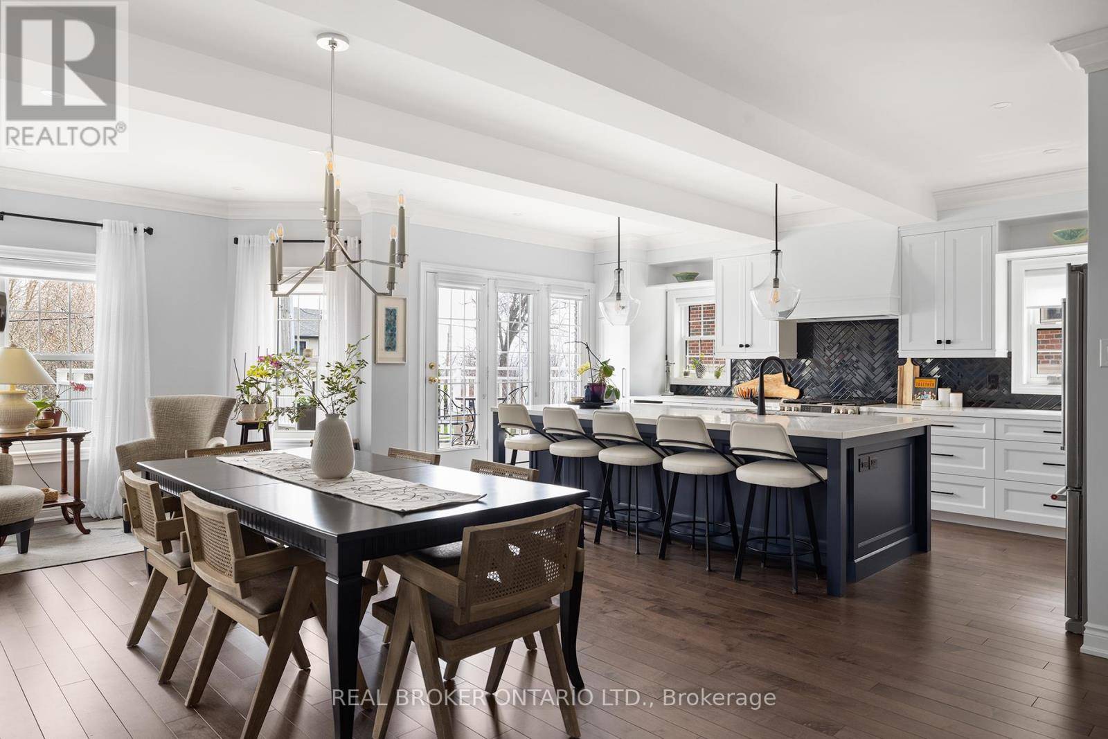 Ajax (south East), ON L1S1E8,470 POPLAR AVENUE